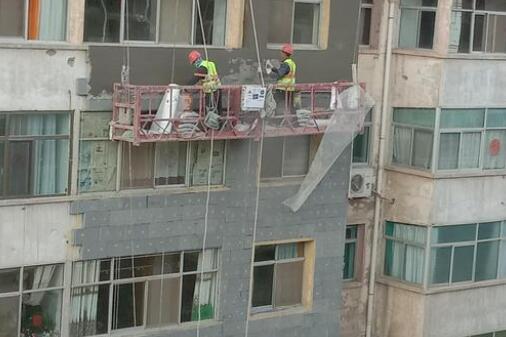 老旧小区外墙保温材料改造工程，因地制宜的采取措施